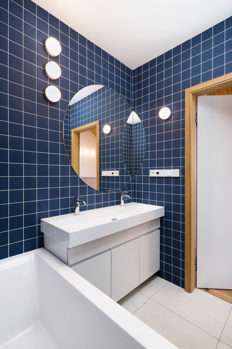 Rekonstrukce interiéru žižkovského mezonetu v Praze od No Architects