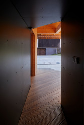 Proměna hospodářské usedlosti s mlýnem na Slovensku od RDTH architekti