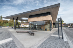 Studio Loca plan stojí za návrhem nového autobusového nádraží v malém městě Nová Paka