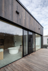 Jeden z hlavních požadavků majitelů byl výhled na hrad Devín. (Dům Devín, plusminusarchitects)