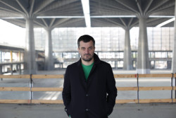 Pier Paolo Tamburelli působí jako vedoucí Katedry teorie designu na TU ve Vídni.