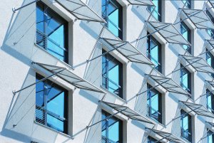 Hotel Josef (2002) v Praze od Evy Jiřičné/ AI Design