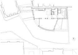 Půdorys patra (Bytový dům na Malé Straně; architektonický ateliér Ladislava Lábuse)