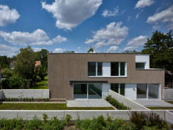 Bytový dům Klánovické Atrium, VYŠEHRAD atelier / Pavel Marek, Zdeněk Rychtařík, Martin Šafránek, Jiří Smolík, Vojtěch Lstibůrek