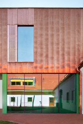 Rekonstrukce a rozšíření Základní školy Vřesovice, Public Atelier, studio FUUZE/ Jiří Markevič, Jaroslav Sedlák