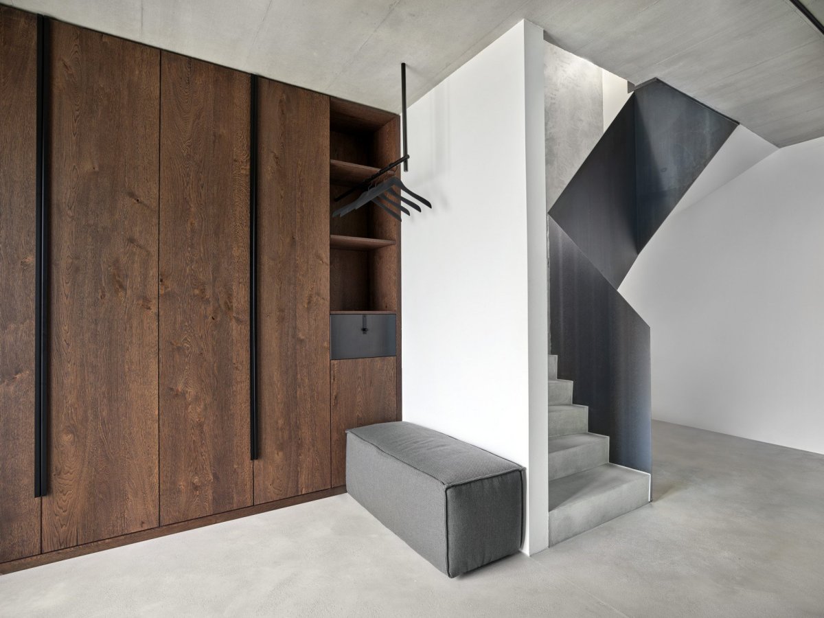 Interiér domu v pražských Malešicích od architektů z SMLXL