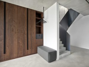 Interiér domu v pražských Malešicích od architektů z SMLXL