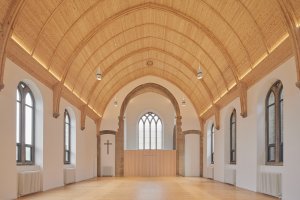 Greyfriars Charteris Center v Edinburghu od studia Konishi Gaffney Architects