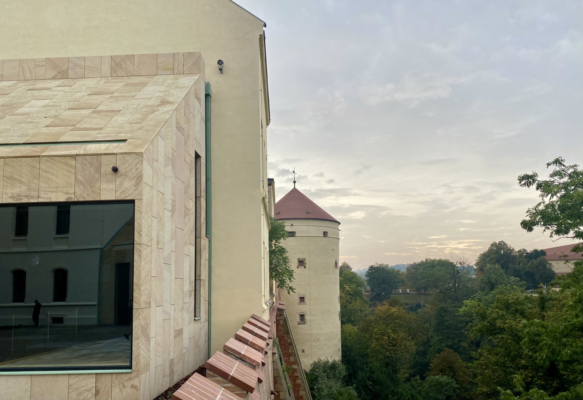 Přístavba s výhledem do Jeleního příkopu od architektů ze Studia acht