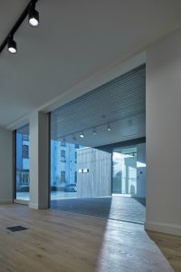 Showroom firmy GAB, Ark-shelter / Martin Mikovčák