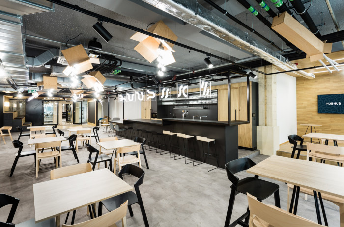 HUBHUB v Praze od studia Reaktor