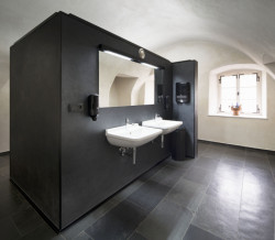 Zámek Mitrowicz, Labor 13, Atelier Flera - foto interiéru