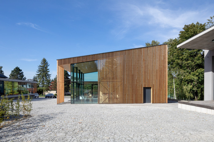  (Informační centrum v Trojanovicích; Kamil Mrva Architects, Dodavatel: EB-stavební společnost)