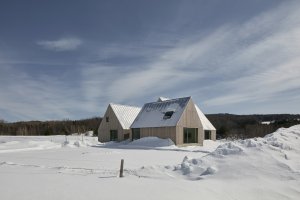 Rodinnů dům Hatley v kanadské provincii Québec, Pelletier de Fontenay + François Abbott