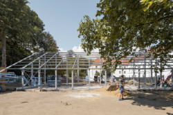 Architekti ze studia Chybík + Krištof obnovili slavný Mendelův skleník v Brně