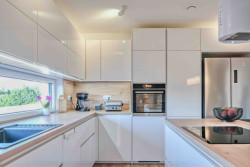 Dům na Písecku pro tříčlennou rodinu