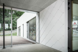 Základní škola s družinou ve francouzském městečku Otterswiller