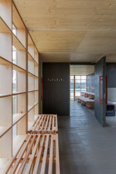 VLLNNA, Petr Šindelář, saunoaltán v radotínském Biotopu - foto