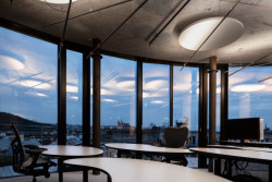 Interiér osmého podlaží Drnu od Studio acht a Vos Interieur