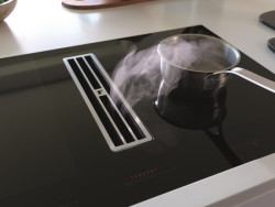 Odsavač par integrovaný do indukční varné desky Mythos 2Gether Icon Steel Franke