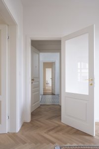 Rekonstrukce bytového domu na Břevnově od BY architects