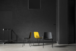 Židle puc od Wiesner-Hager má elegantní nadčasový design, který zapadne do jakéhokoli prostředí