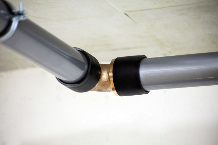 Systém pro instalaci teplé a studené pitné vody RAUTITAN od REHAU