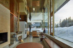 Skleněná chalupa v Jizerských horách od studia Mjölk