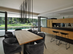 Dům v boru, A69 - architekti / Boris Redčenkov, Prokop Tomášek, Jaroslav Wertig