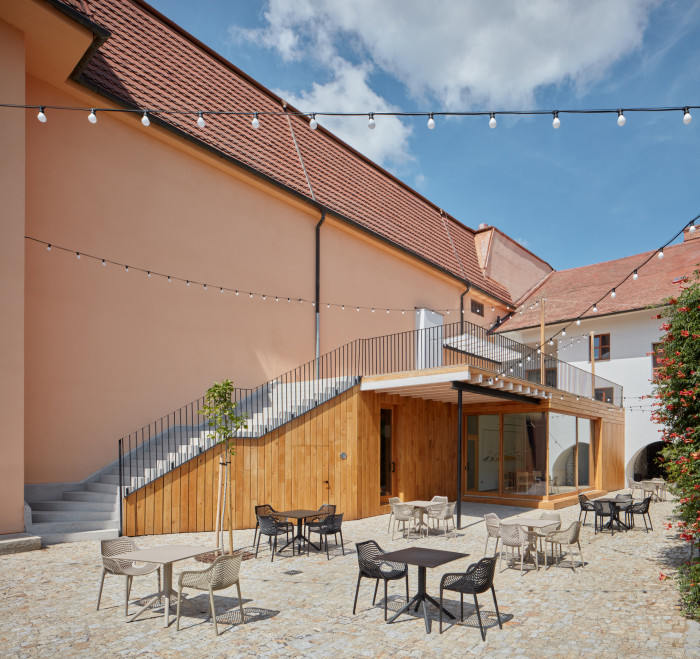 Vinařství Nešetřil ve Znojmě, ORA (originální regionální architektura)/ Jan Veisser, Jan Hora, Barbora Hora