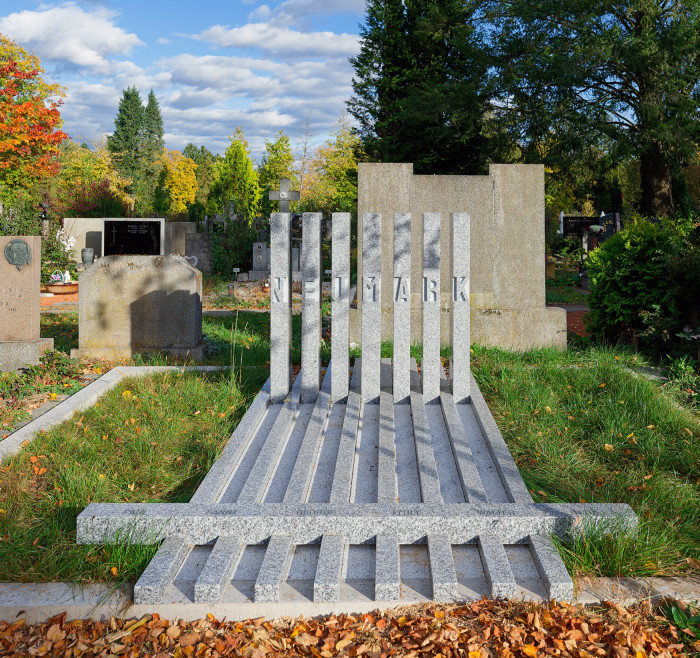 Jako tkané, ale ze žuly.