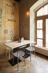 Kryštof Blažek, Interiér restaurace Modrý Zub - foto