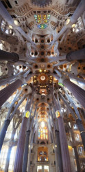 Antoni Gaudí, chrám Sagrada Família: dostavba  pokračuje i po sto čtyřiceti letech.