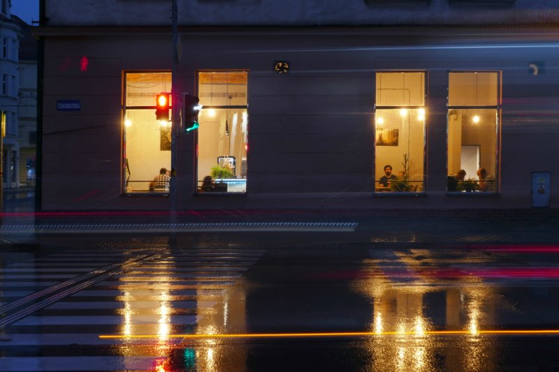 Cafebar  „STORYof…“, Van Stajpen Architecture