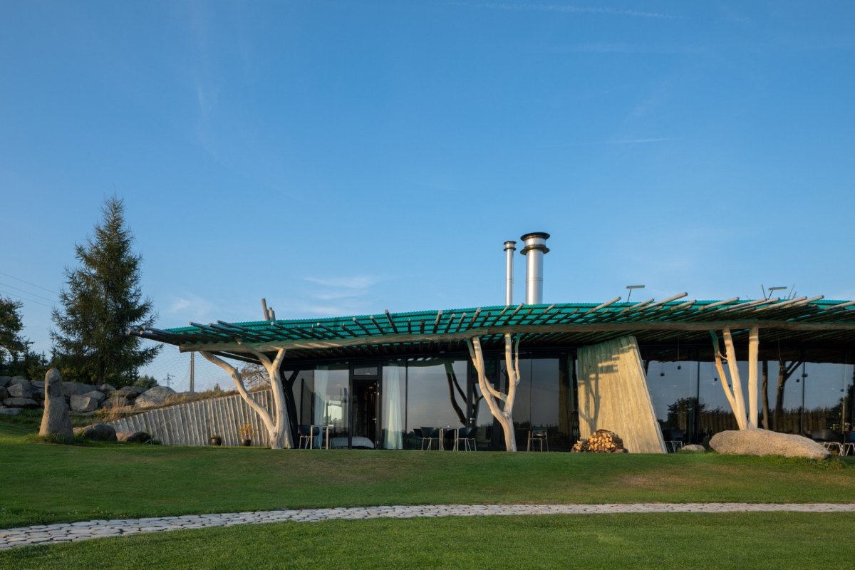 Golf Klub Čertovo břemeno, FIALA + NEMEC, foto z roku 2020