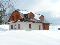 Skládaná střešní krytina - Česká šablona Horal, příklad použití - foto