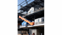 The Gantry, přestavba olympijského vysílacího centra na ateliéry a kanceláře od studia Hawkins\Brown