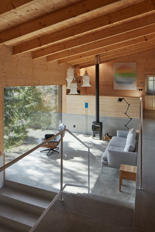 Dům za zdí, Mjölk architekti