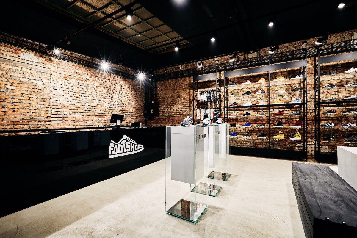 Redesign interiéru prodejny Footshop v pražském prostoru Vnitroblock, studio EYELEVEL.