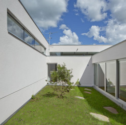 Rodinný dům Benešov, Holiš + Šochová architekti