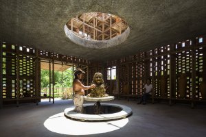 Ateliér z terakoty ve Vietnamu, Tropical Space