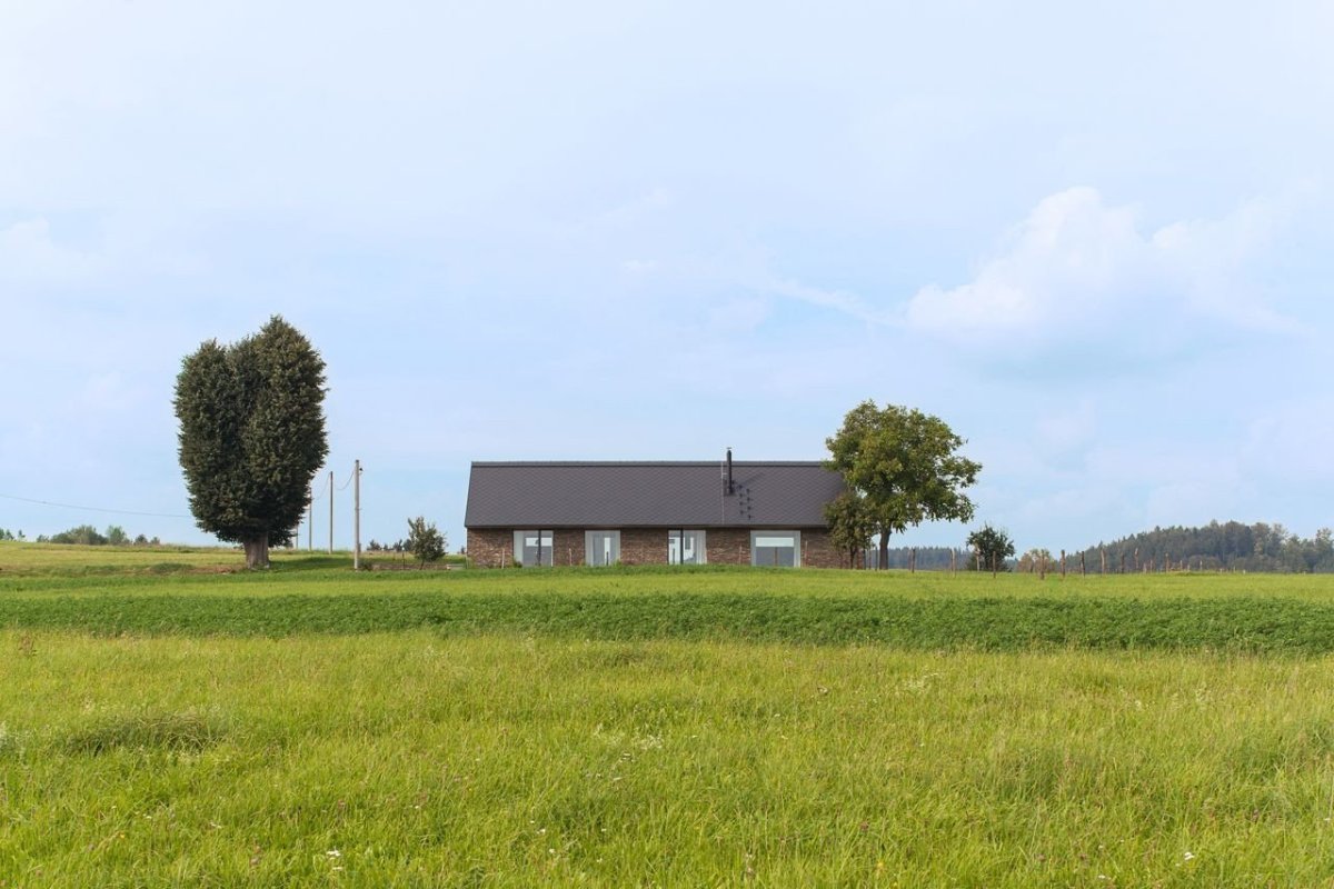 ov-a, Dům u Železného Brodu – foto