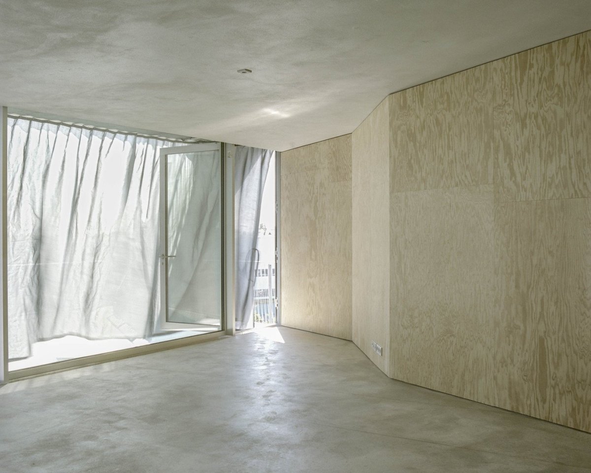 Terrassenahus Berlin/ Lobe Block, Brandlhuber + Emde a Burlon + Muck Petzet Architects