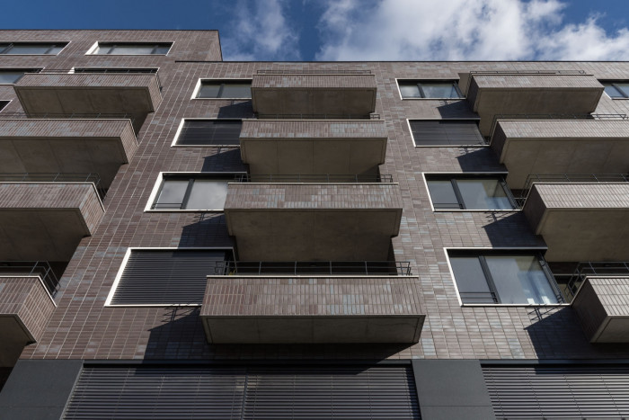 Polyfunkční dům Bratislavská, RAW