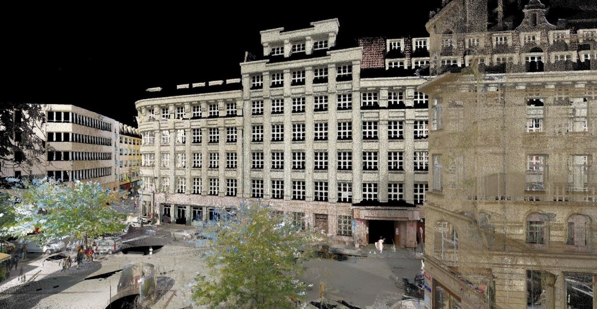 Škodův palác v mračně bodů