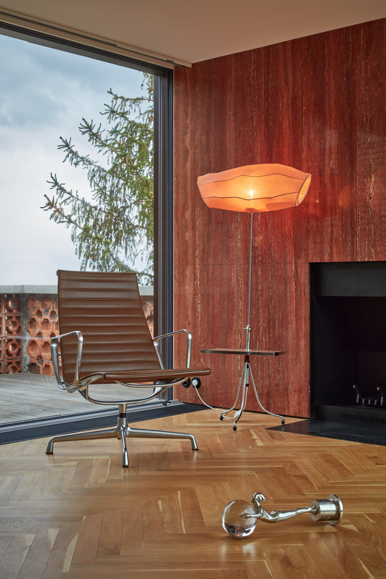 Studio Formafatal zrekonstruovalo interiéry domu rodiny Hřebejkových na pražských Hřebenkách