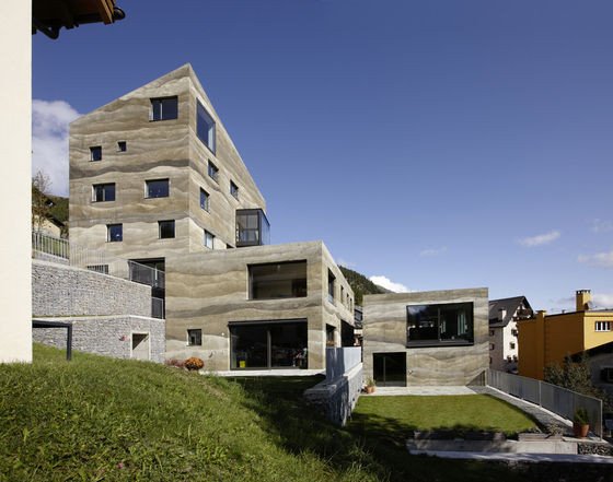 Bytový komplex v Samedanu, Mierta & Kurt Lazzarini Architekten © Ralph Feiner