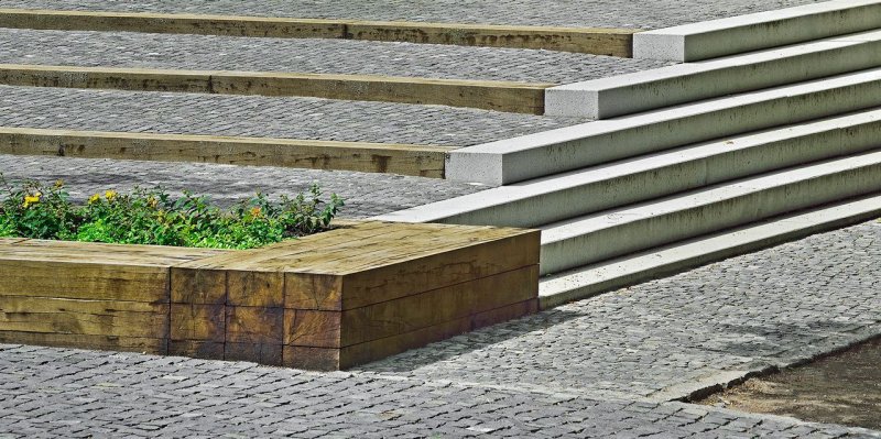 FAM Architekti, Revitalizace předprostoru Městského domu a Divadla J. Kašky – foto
