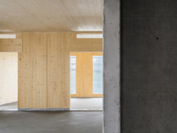 Architektonické studio Perspektiv dokončuje čtyřpodlažní kancelářskou budovu v Českých Budějovicích