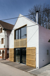 Proměnou vedenou Františkem Brychtou vznikl z vinného sklepa rodinný dům